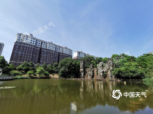 湖南晴热高温持续 今日常德等湘北局地最高气温将超39℃