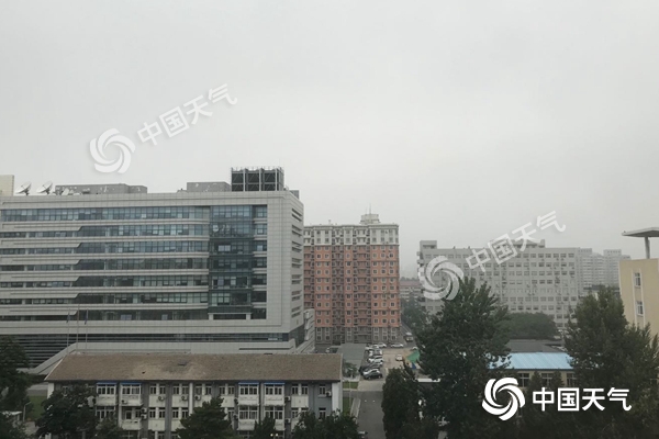 北京周日高温难退 今夜到明天有全市性明显降雨