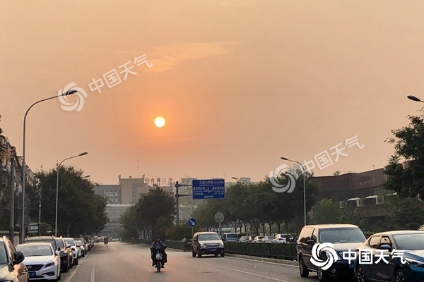 今明天北京有雨或影响早晚高峰 明天最高温仅25℃