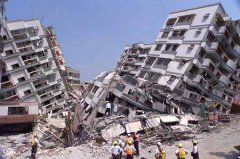 阿尔巴尼亚5.6级地震致数十人伤 许多建筑遭破坏
