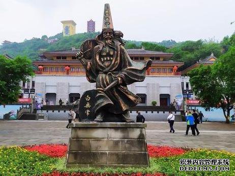 我国有一座“鬼城”,白天人山人海,晚上却无人敢逗留