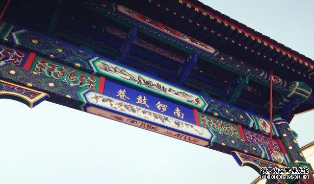 我国“坑人”的三条美食街,又贵又难吃,本地人:我们可不去