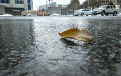 冬季来临，雨雪天气开车