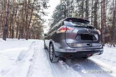 」雨雪天出行交通安全注