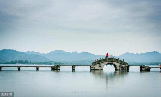 2019中国十大热门旅游城市排行,每城市十个景点