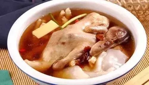 天气越来越凉快,祛湿润肺防秋燥,请这样吃