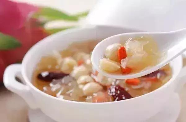 天气越来越凉快,祛湿润肺防秋燥,请这样吃