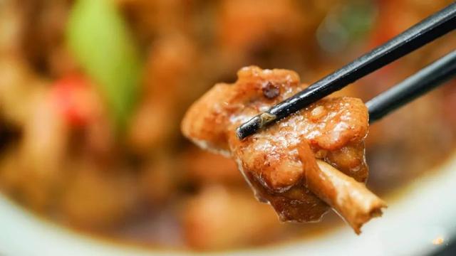 老祖宗的养生方法,用来煮这道菜,三伏天吃了驱寒祛湿