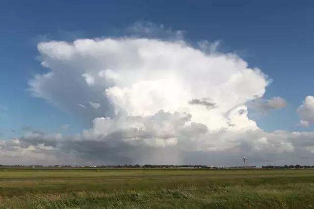 「气象科普知识」预测未来天气，有时候也可以看看云