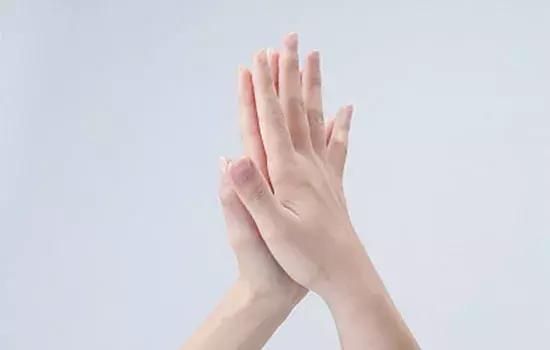 拍手也能养生?教你怎么随时随地拍手养生~