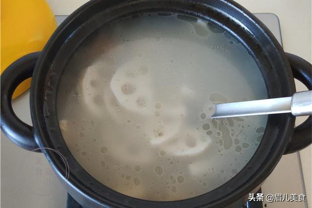 小寒至天气寒,多给家人煲这汤喝,滋补润肺不咳嗽,好喝不上火