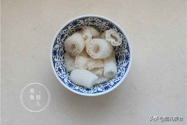 小寒至天气寒,多给家人煲这汤喝,滋补润肺不咳嗽,好喝不上火