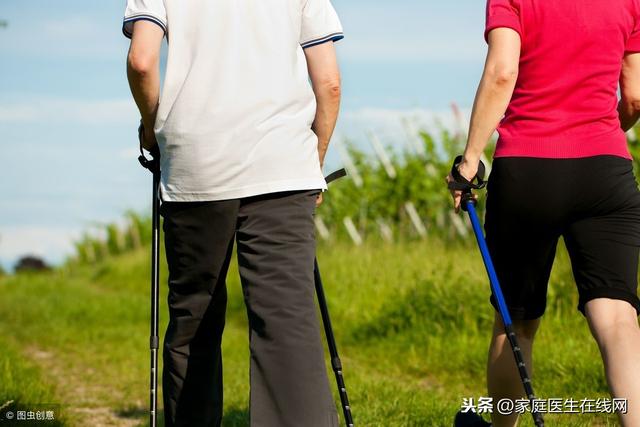 老年人每天走多少步才养生?不注意这2点,膝关节容易坏