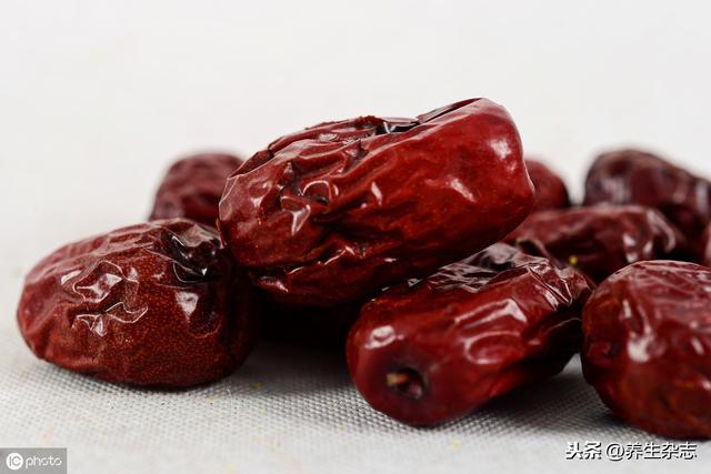 身上这3处疼痛,小心被血栓找上门!多吃5种食物,可改善心血管病