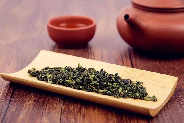 清明节养生从降火开始,老人多喝这些茶,帮你降肝火肺火和心火