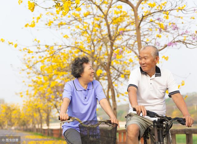起身慢、排便慢、说话慢！“慢性子”有助长寿，急脾气都要看看！