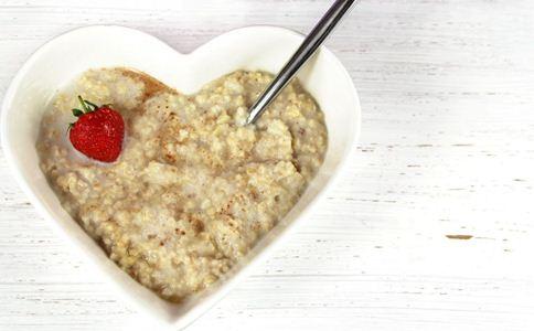 燕麦片有什么养生功效？吃燕麦片有什么好处？另附燕麦片美味做法