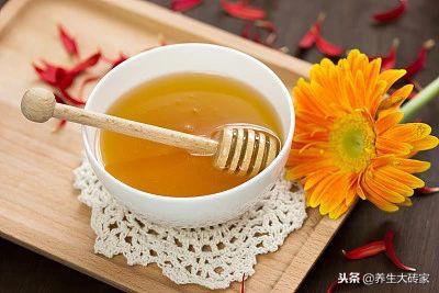 胃不好,少碰三物,多饮四水,坚持五件事,胃会一点点慢慢变好!