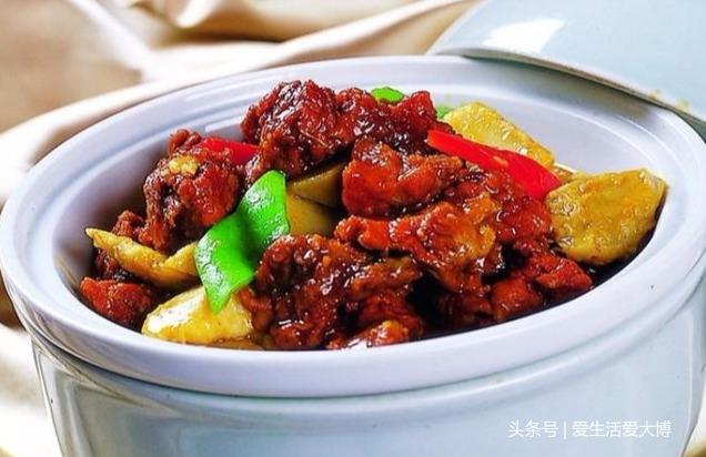 人参炖鸡和菊花猪肉，养生的美味菜，就是这个味道！