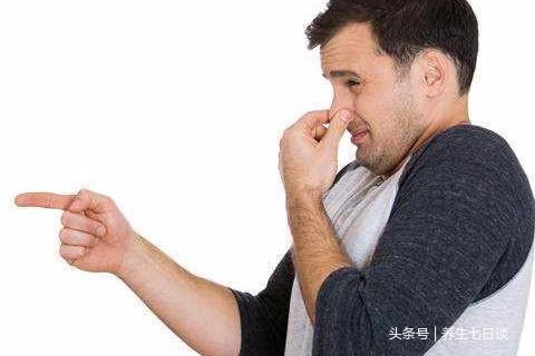放屁要有这个“症状”,可大意不得,也许“大病”就要来了