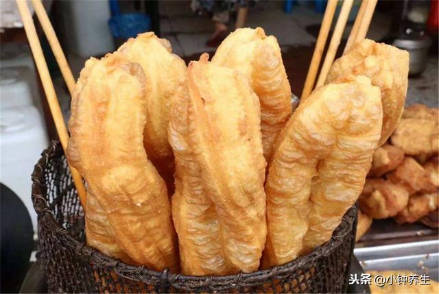 早餐吃好,医生不找,3种食物不要在早餐吃,对身体没好处