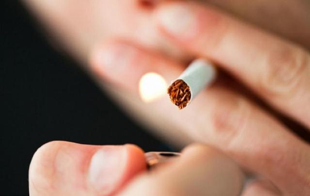 预防慢性咽炎,从4个方面入手,每天1杯茶水,咽喉不痛不痒很轻松
