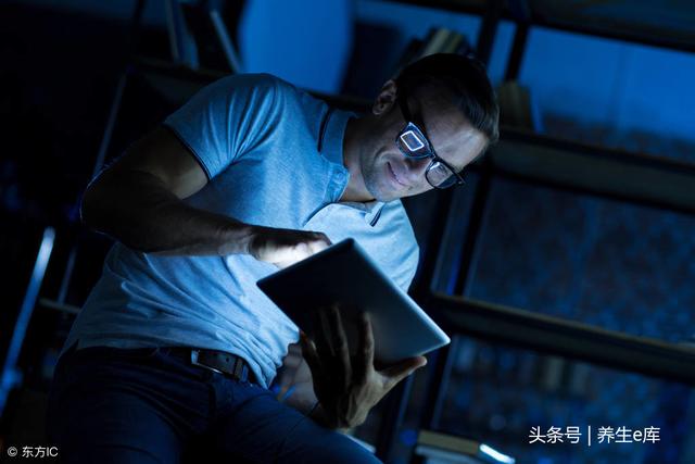 肝不好,身体1处变白、2处变黄、3处变黑,提醒你该去检查一下