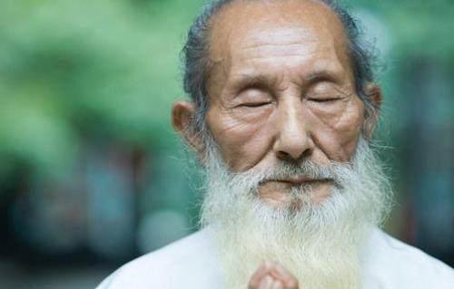 天天喝稀饭能养胃吗?营养师:有3个养生误区,让你越养生越糟糕