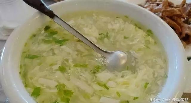 豆腐汤这样做既好喝又养生，你不试试吗？