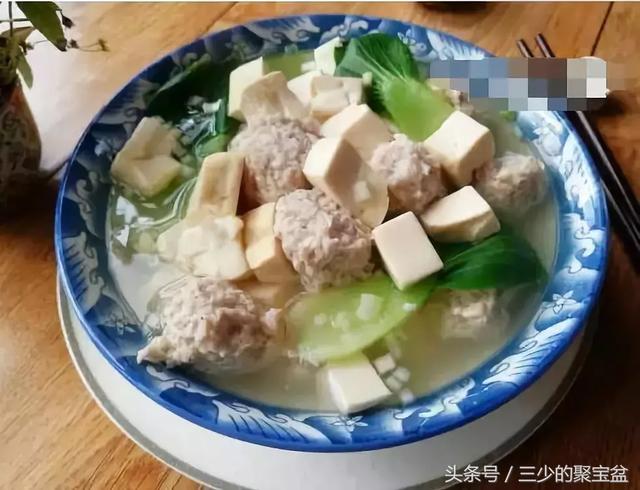 豆腐汤这样做既好喝又养生，你不试试吗？