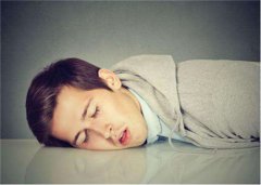 觉身体突然抖一下怎么回