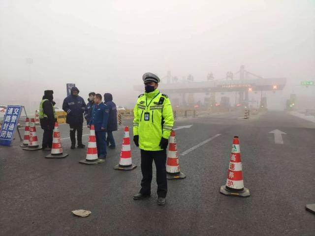 「恶劣天气」大年初二回娘家，除了左手一只鸡右手一只鸭，各位女婿们还得做好这件事