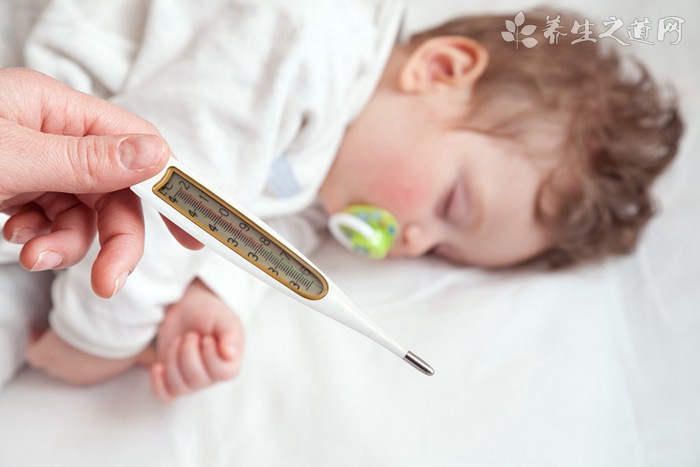 夏天中暑发热怎么办