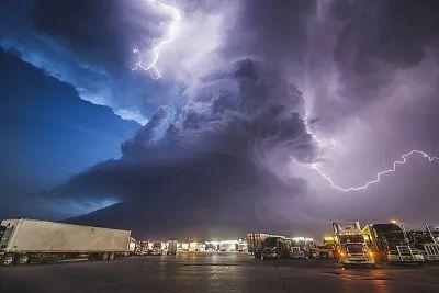 科普知识｜雷雨前天气总是很闷热，原来是因为……