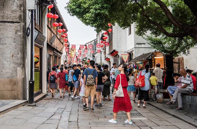 江苏最长的旅游街，位于苏州，走完全程要一小时