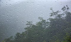 早晨落雨晚担柴，下午落
