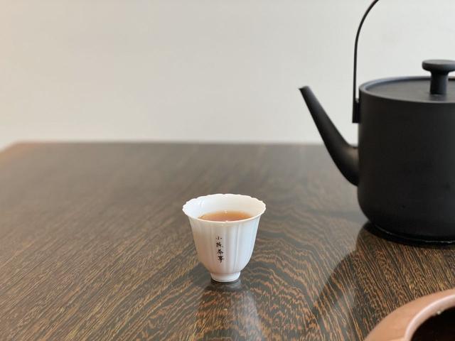 雨水节气时节,天气乍暖还寒,怎么喝白茶才适合呢?