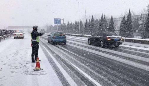 暴雪天气安全注意事项 暴雪天气行车安全知识须知