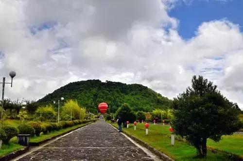 国内上百个旅游景点汇总在此,值得收藏!