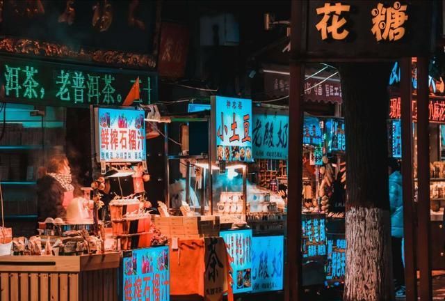 西安最坑人的美食街,整条街都是饭店