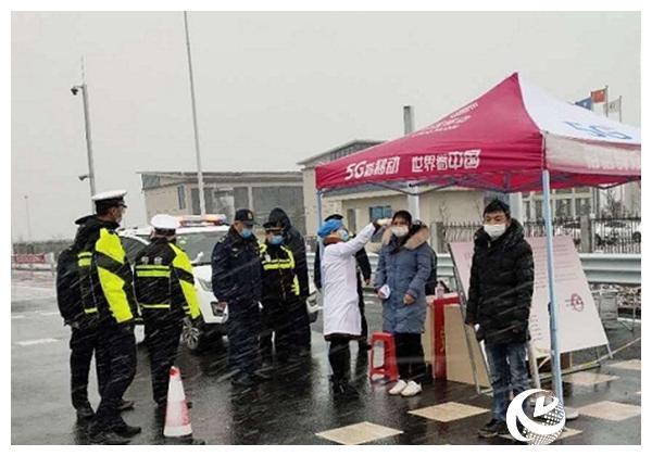 驻马店市新青年创业公益协会向市交通局执法处捐赠抗疫物资