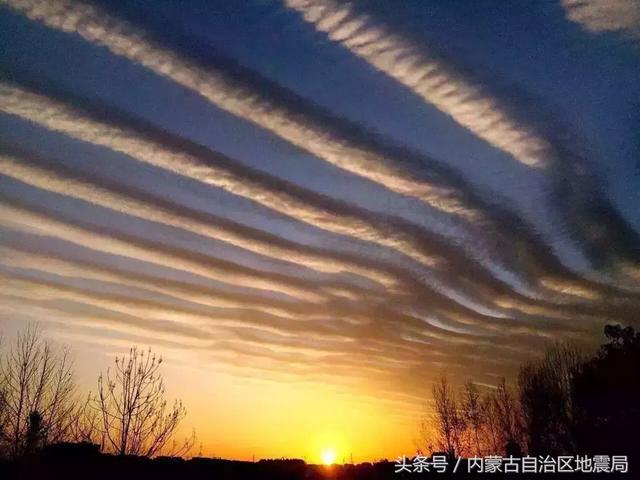 天上真有一朵美丽的“地震云”吗?