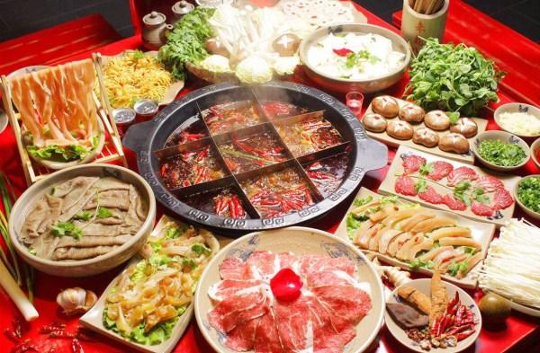 吃火锅,垫在食材下面的生菜能吃吗?别不懂装懂,是会被嫌弃的