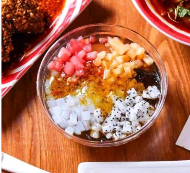 有一种美味叫“中国式甜品”,好看又治愈,甩网红美食一条街
