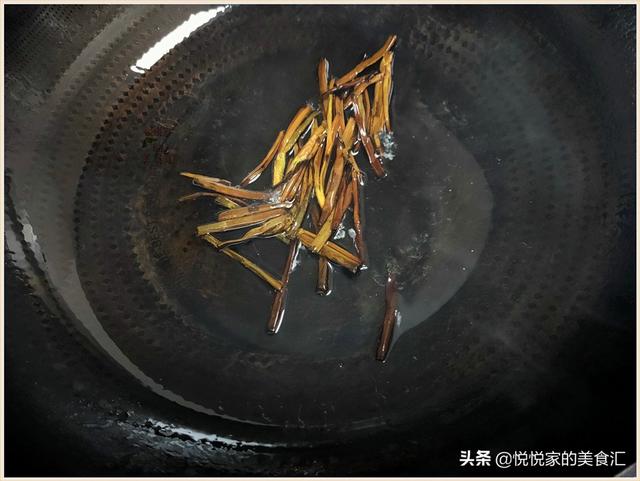 最近我家爱做这早餐,10分钟上桌,香味比闹钟灵,孩子爱吃不赖床