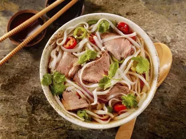 到越南旅游,不得错过的九大越南美食