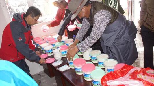 国内最“难喝”的酸奶,藏区小伙:我已经拼尽全力了