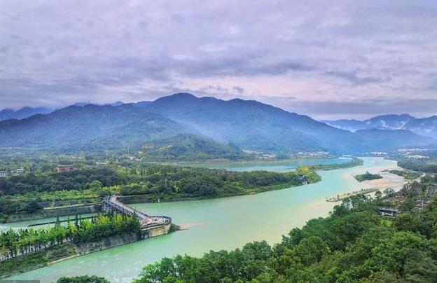 疫情结束，想去四川旅游，这3个地点不可错过