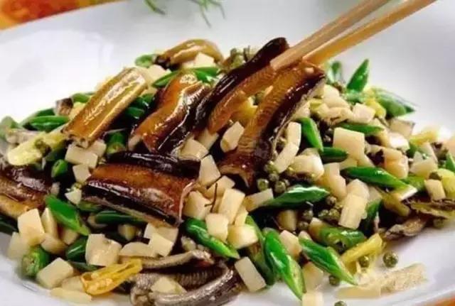 从粤A吃到粤V,广东史上最全美食在这里!