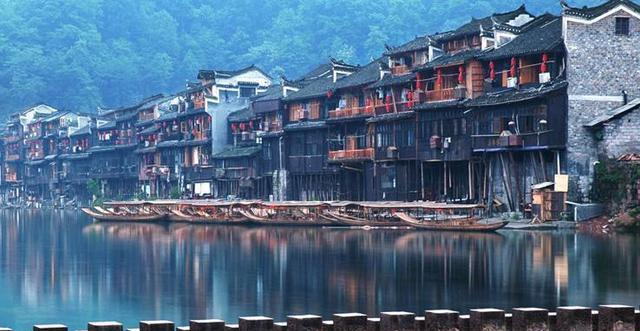 潇湘一川新绿,春日处处皆美景,来打卡湖南最热旅游景点吧!